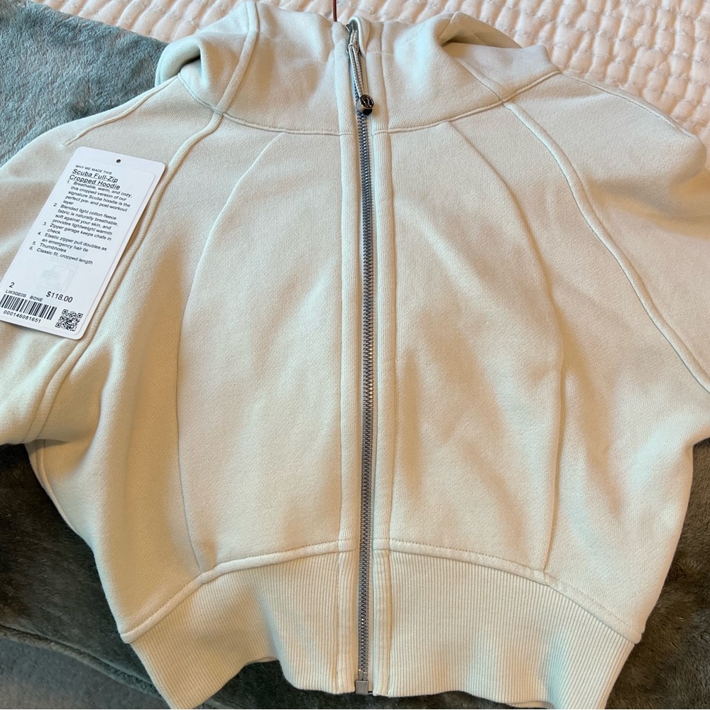 Lululemon crop hoodie